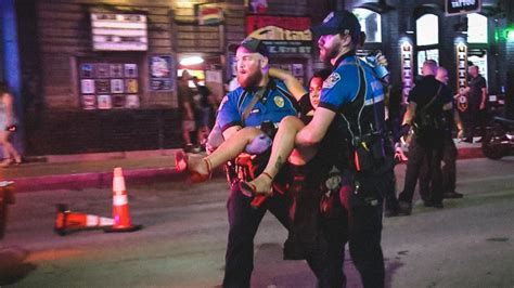 Texas family of 4 waits over 2 hours for Austin police after crash